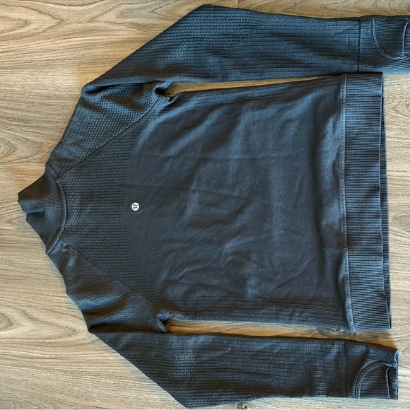 Lululemon Engineered Warmth Half-Zip - Size 2 - Picture 7 of 9